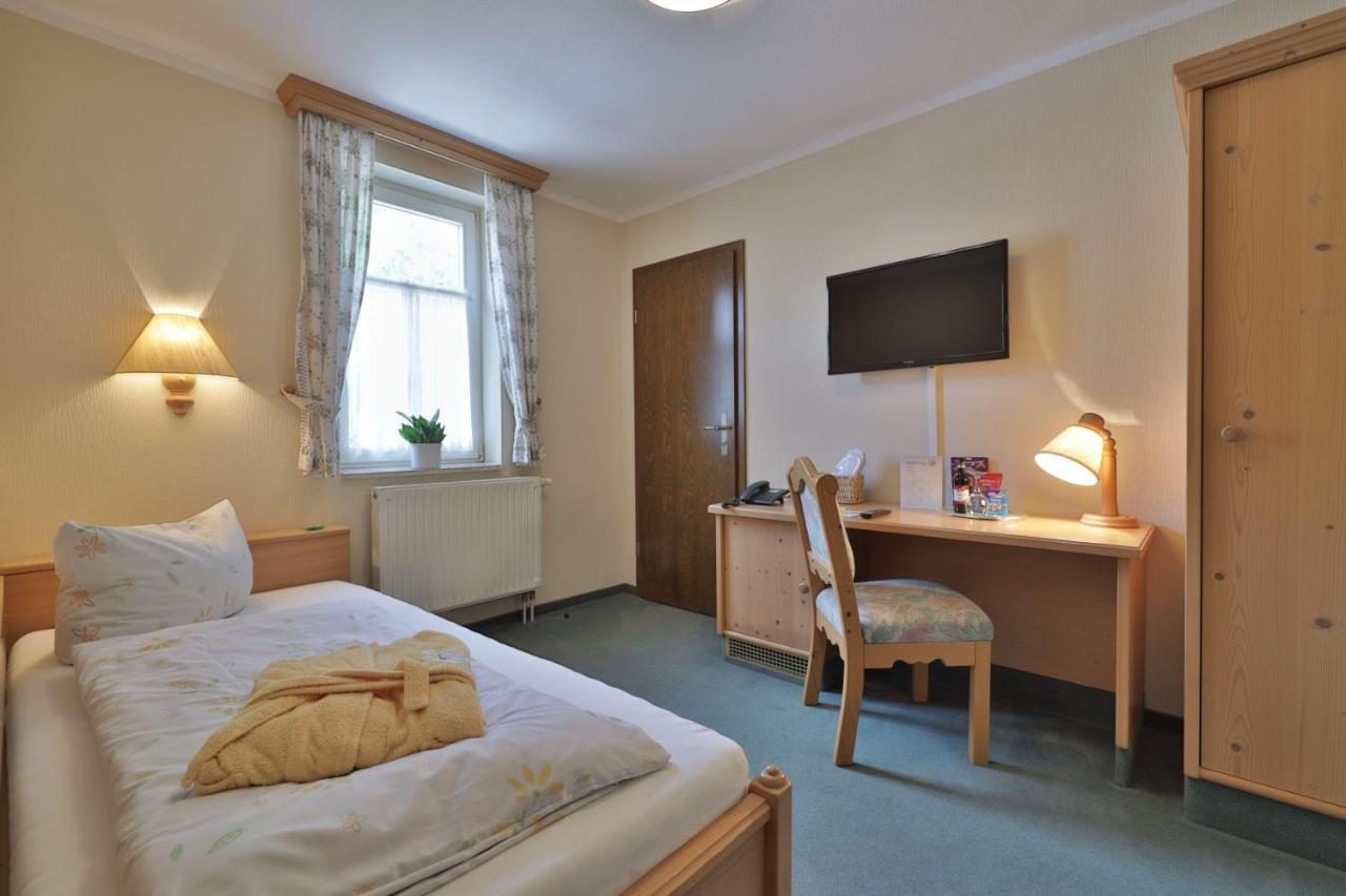 Hammermuehle Hotel & Gesundheitsresort Stadtroda ภายนอก รูปภาพ