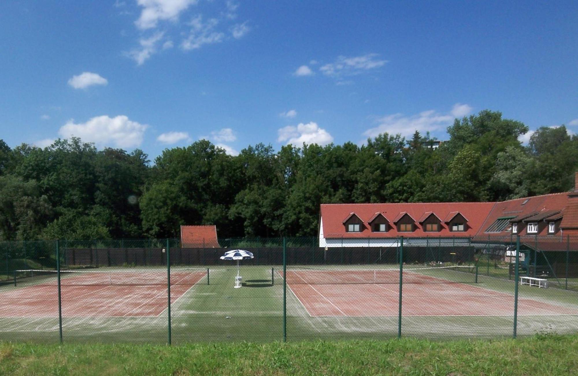 Hammermuehle Hotel & Gesundheitsresort Stadtroda ภายนอก รูปภาพ